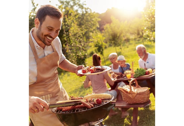 Kugelgrill, Ø 44 Cm, Grillrost, Grillkugel Mit Ascheschale, Holzkohlegrill Mit Rädern, Bbq Griller, Schwarz - Relaxdays