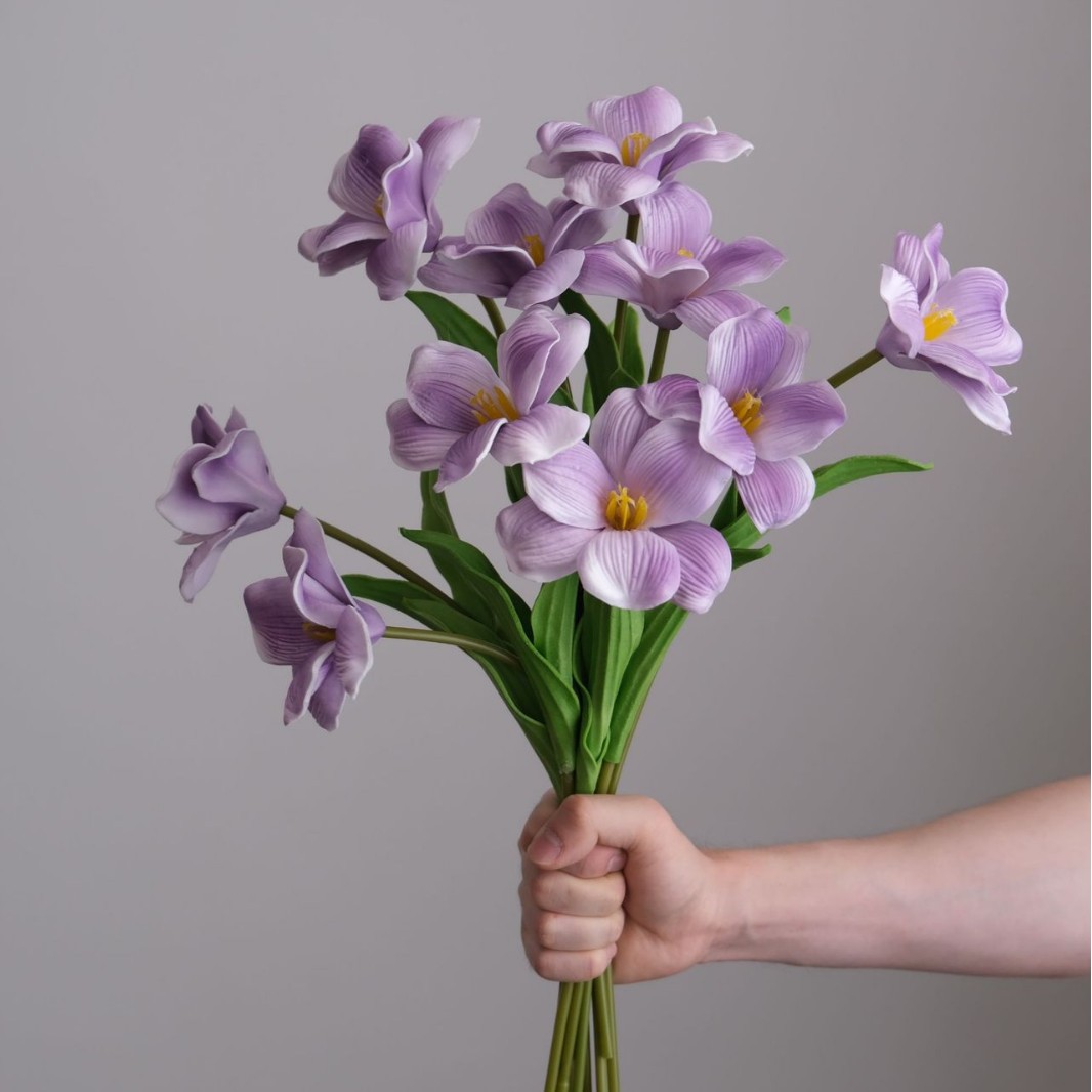 Hochwertige Kunstblumen Aus Polyurethan – Schokoladenbraune Tulpen, Hellfliederfarbene Zweige (10 Stück), Ideal Für Innendekoration, Hochzeiten, Fotostudios Und Festliche Veranstaltungen