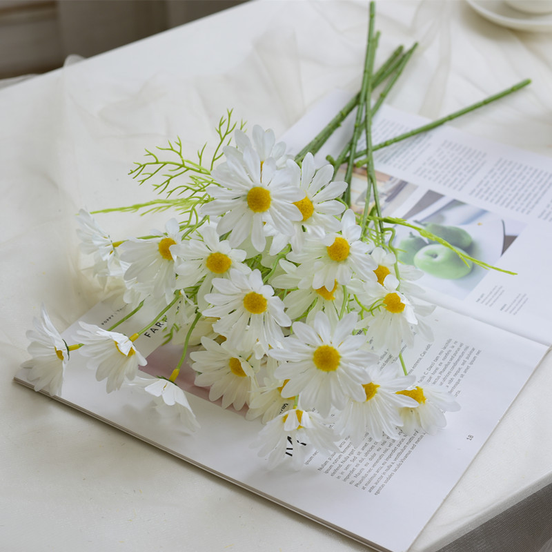 5 Köpfe Künstliche Seidenblumen – Weiße Gänseblümchen Und Simulierte Kamille, Realistische Innendekoration Für Wohnzimmer, Schlafzimmer Oder Büro – 10 Zweige