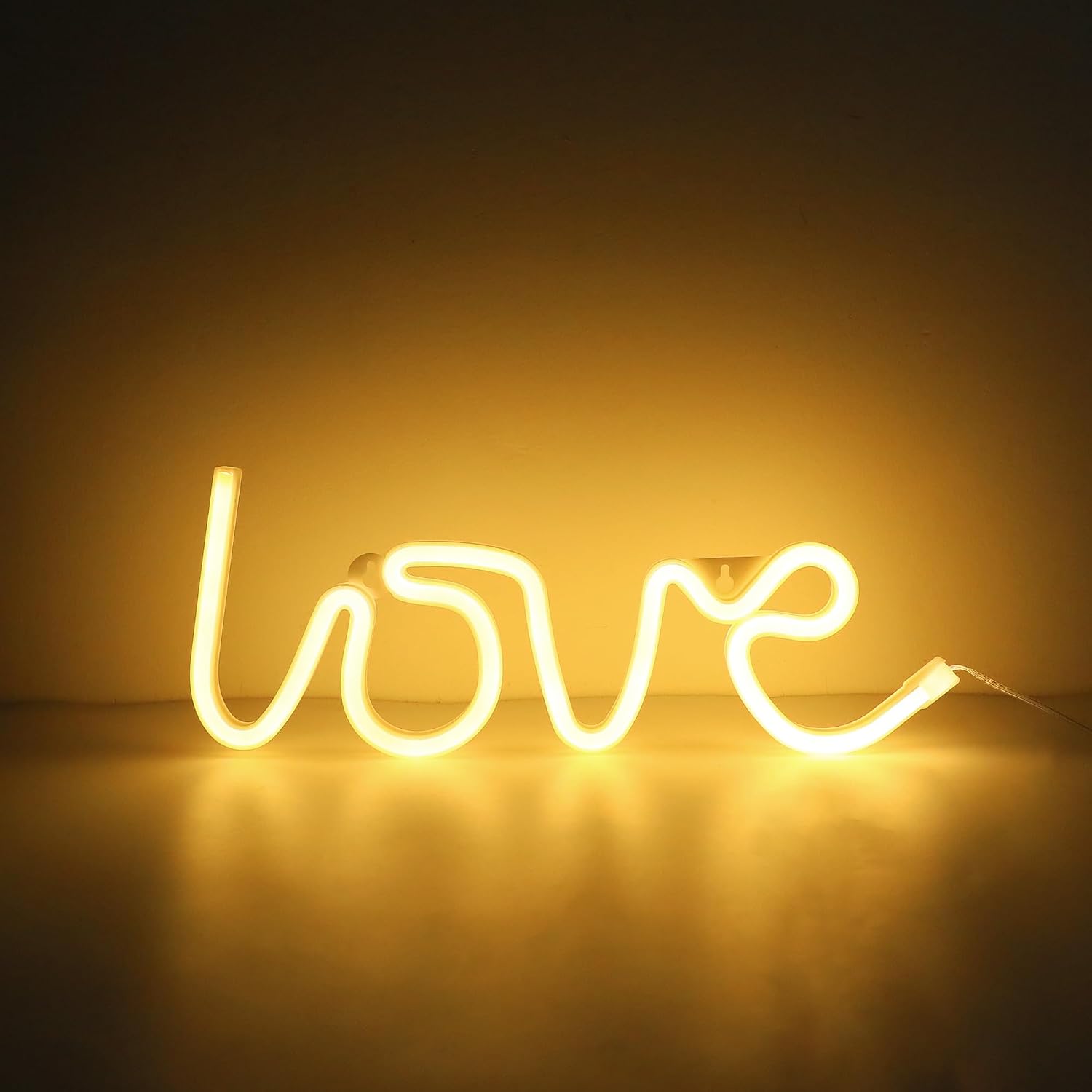 Neonlampe „love“ – Warmweiß – Usb- Und Batteriebetrieben – Wanddekoration Fürs Schlafzimmer