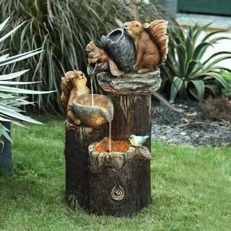 Solarbetriebener Brunnen – Led-beleuchtete Gartenskulptur – Brunnen Aus Polyresin In Steinoptik – Grau, 15 X 9 X 6,5 Cm – Eichhörnchen