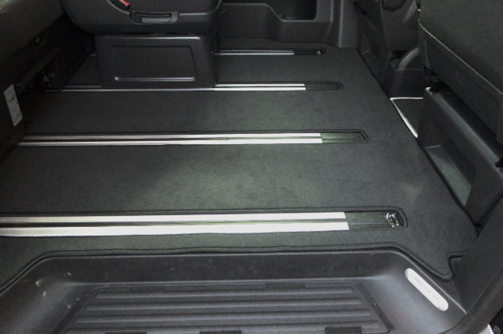 DSX Kofferraummatte Kofferraum Teppich Fußmatte Velour passend für VW T5 T6 T6.1 Multivan, für VW T5 Multivan Multivan, mit 1 Schiebetür 4 Schienen (ohne Schiebetisch) Bild 3