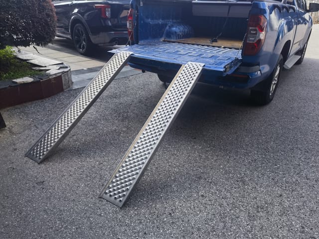 Trendline - Auffahrrampen Mit Rand 2 Stück Rampe Auffahrschiene Verladerampe