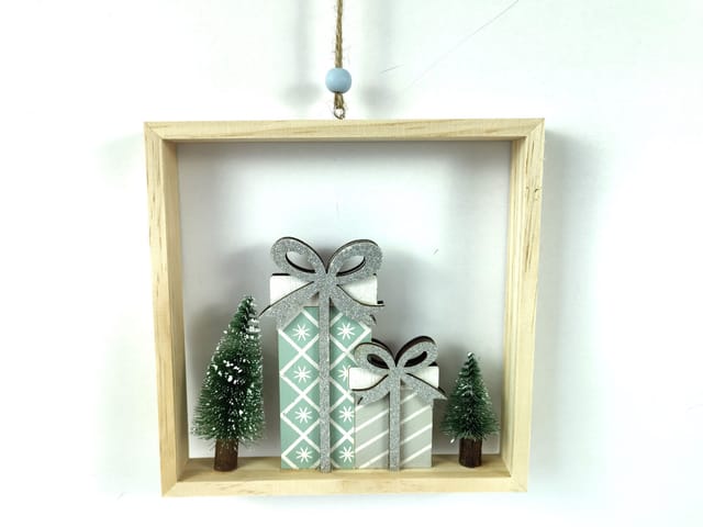 Deko Weihnachtsanhänger Holz Geschenk 18 X 3,5 X 18 Cm Grün Weiß Hängedekoration - Trendline