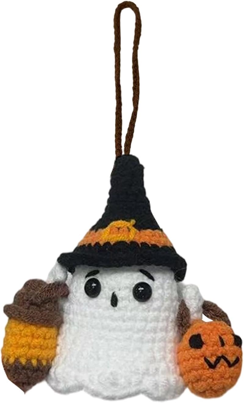 Gehäkelter Halloween-geisteranhänger Mit Hut