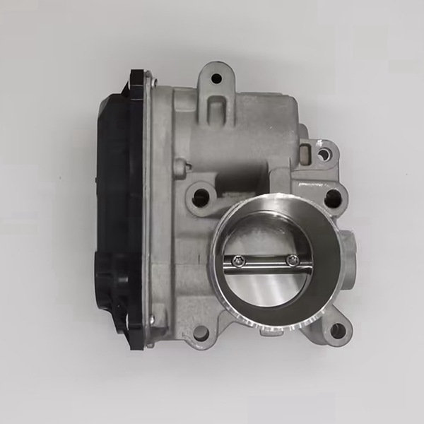 Die Referenznummern 8200284968, 8200285017 Und 8200568712 Sind Für Renault Modus Drosselklappengehäuse Geeignet.