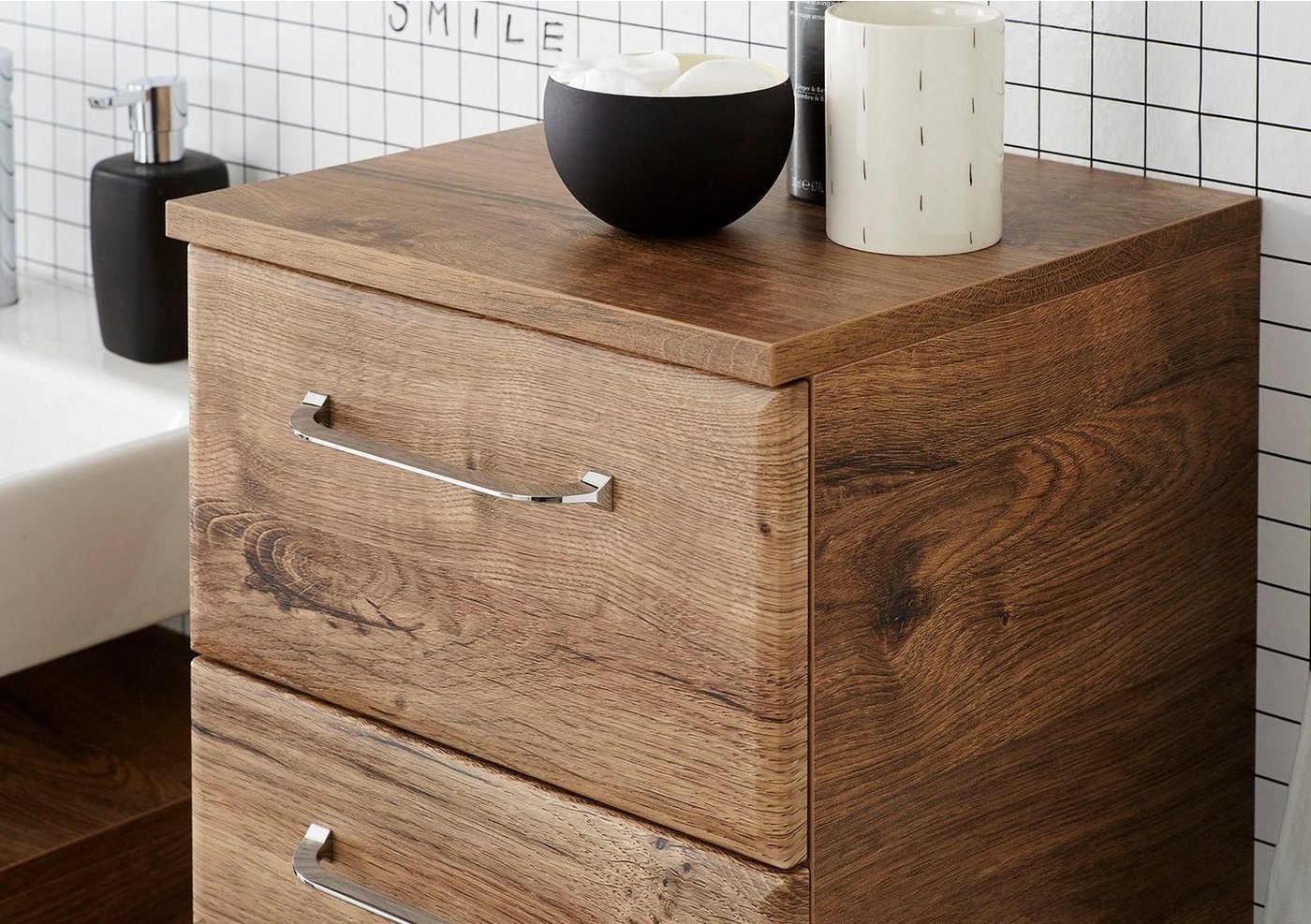 Saphir Unterschrank Quickset Badschrank mit 1 Tür und 2 Schubladen, 35 cm breit Badezimmer-Unterschrank inkl. Türdämpfer, Griffe in Chrom Glanz