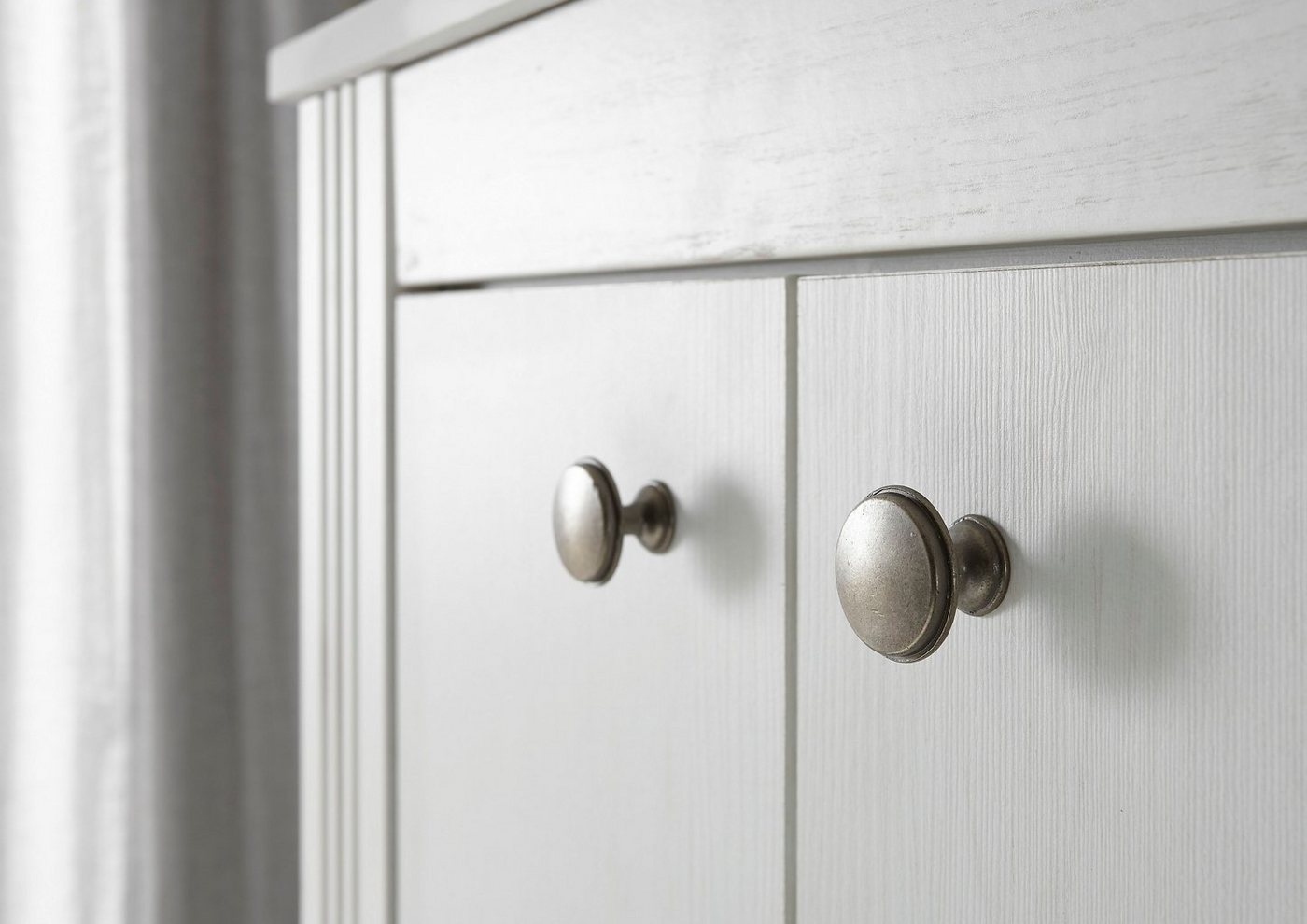 OTTO home Badmöbel-Set WESTMINSTER, Bad im Landhausstil, 3-teiliges Badezimmer, (3-St), Waschtisch, Spiegel, Hochschrank, in 2 Farben verfügbar, Breite 150 cm Bild 5