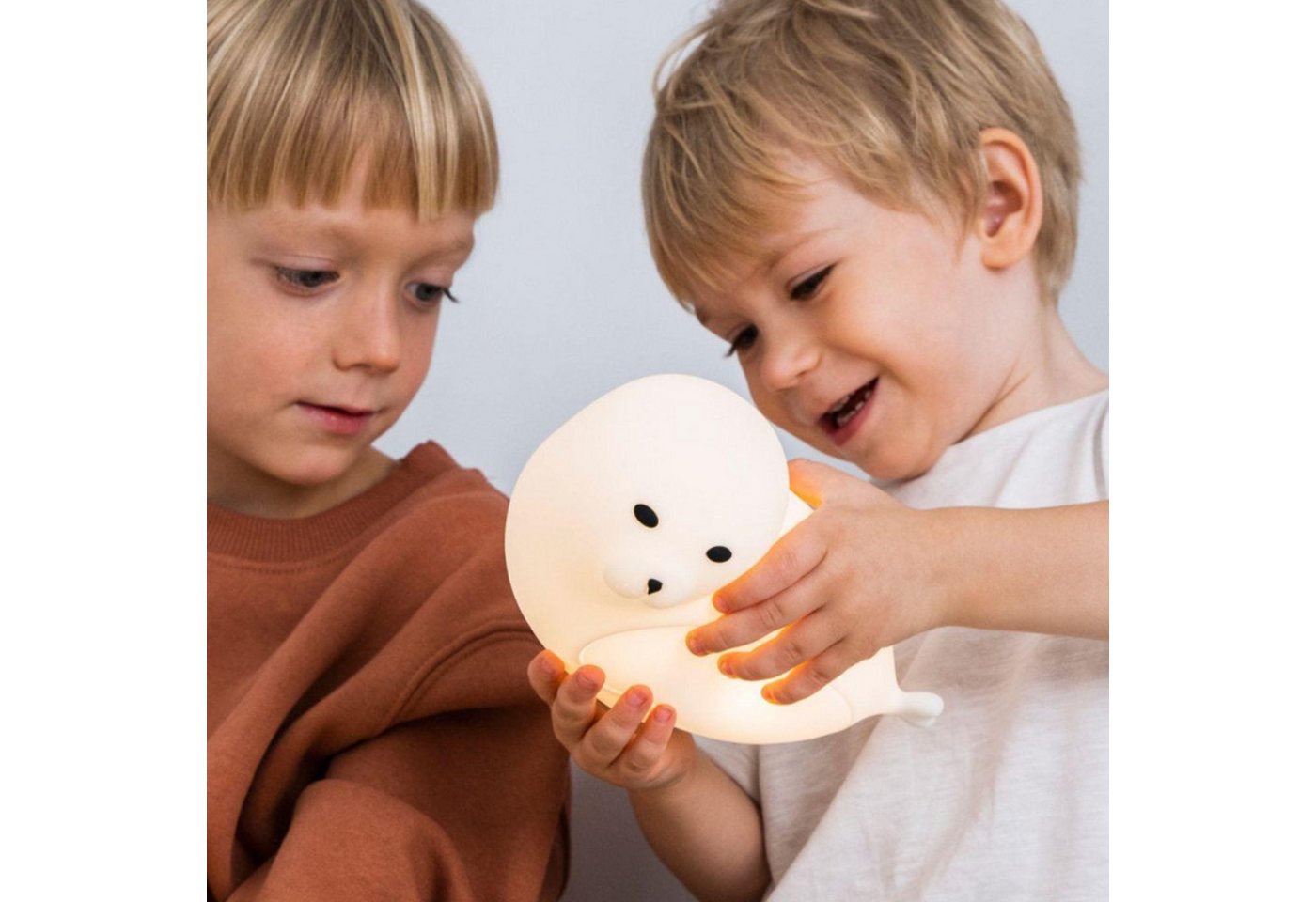 Rabbit & Friends LED Nachtlicht Robbe Silikon Lampe Nachtlicht mit Fernbedienung, LED fest integriert Bild 5