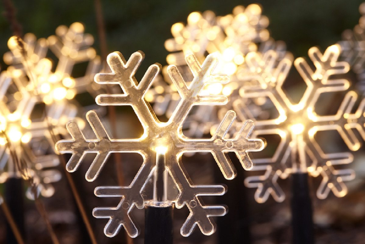 Gartenpirat Gartenleuchte LED Leuchtstäbe Schneeflocke warmweiß 10 Erdspieße Batteriebox Timer, LED fest integriert, Warmweiß, Batteriebox, Timerfunktion Bild 2
