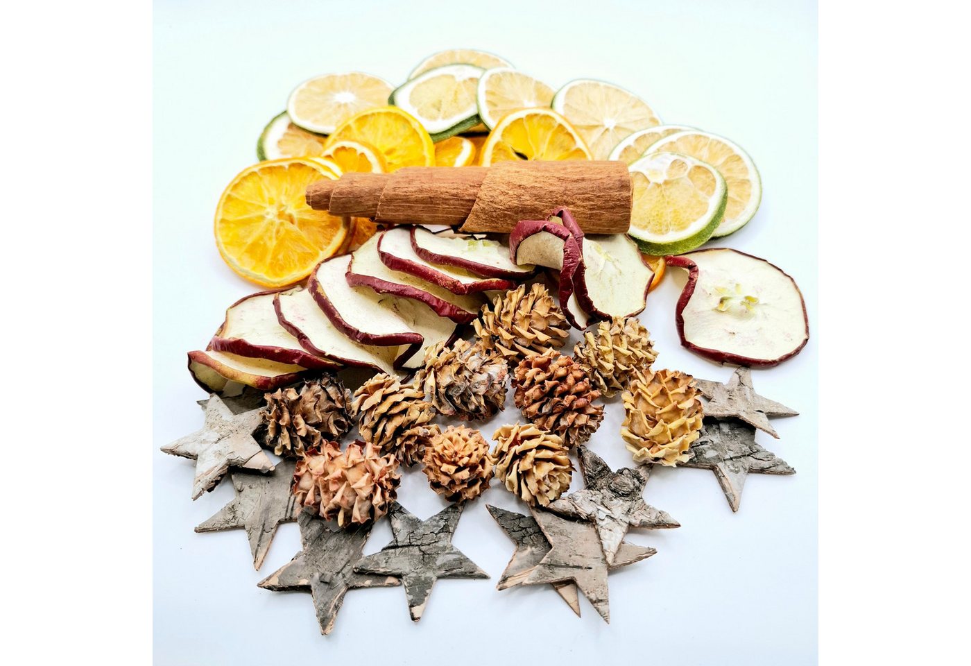 meytrade Bastelnaturmaterial Winter Bastelset Zapfen, Orange, Limette, Apfel, Zimtstange, Stern, (51-tlg), Kreativset aus Naturmaterialien Bild 3
