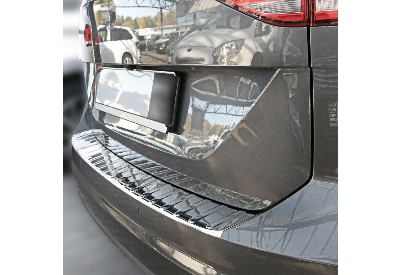 RECAMBO Ladekantenschutz für VW TOURAN II 5T ab 2015- Stoßstangenschutz, V2A rostfrei, Exklusive Optik, praktischer Schutz & perfekte Passform Bild 4