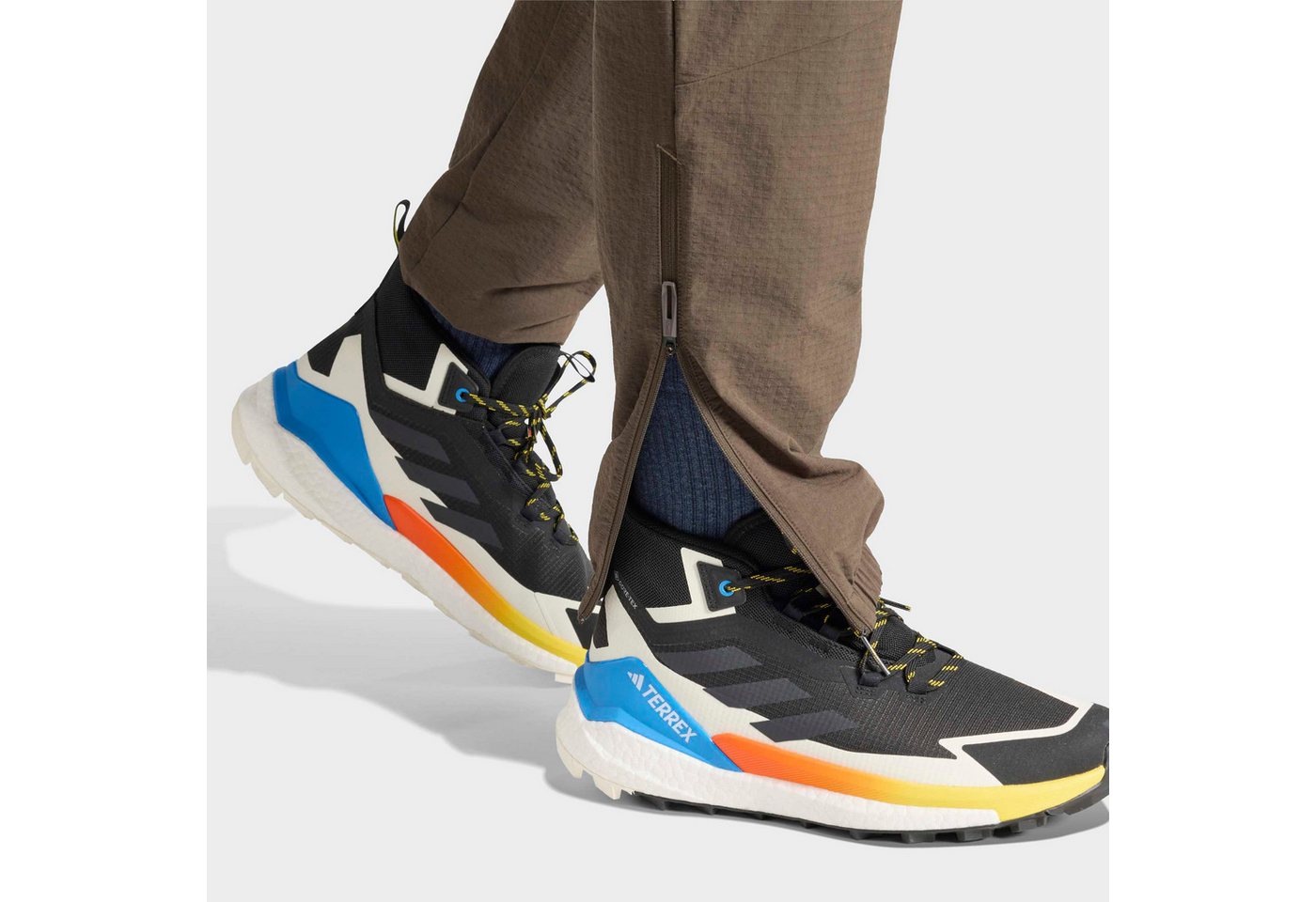 adidas TERREX Outdoorhose XPERIOR UTILITAS CLIMA365 mit Reißverschluss und Druckknopf, sportlicher Stil, aus Kunstfaser Bild 5