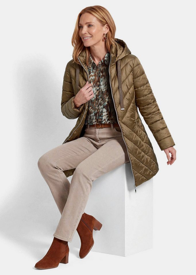 GOLDNER Outdoorjacke Kurzmantel mit Kapuze und Stehkragen Wattierte Steppjacke mit taillenformender Optik und Reißverschluss Bild 4