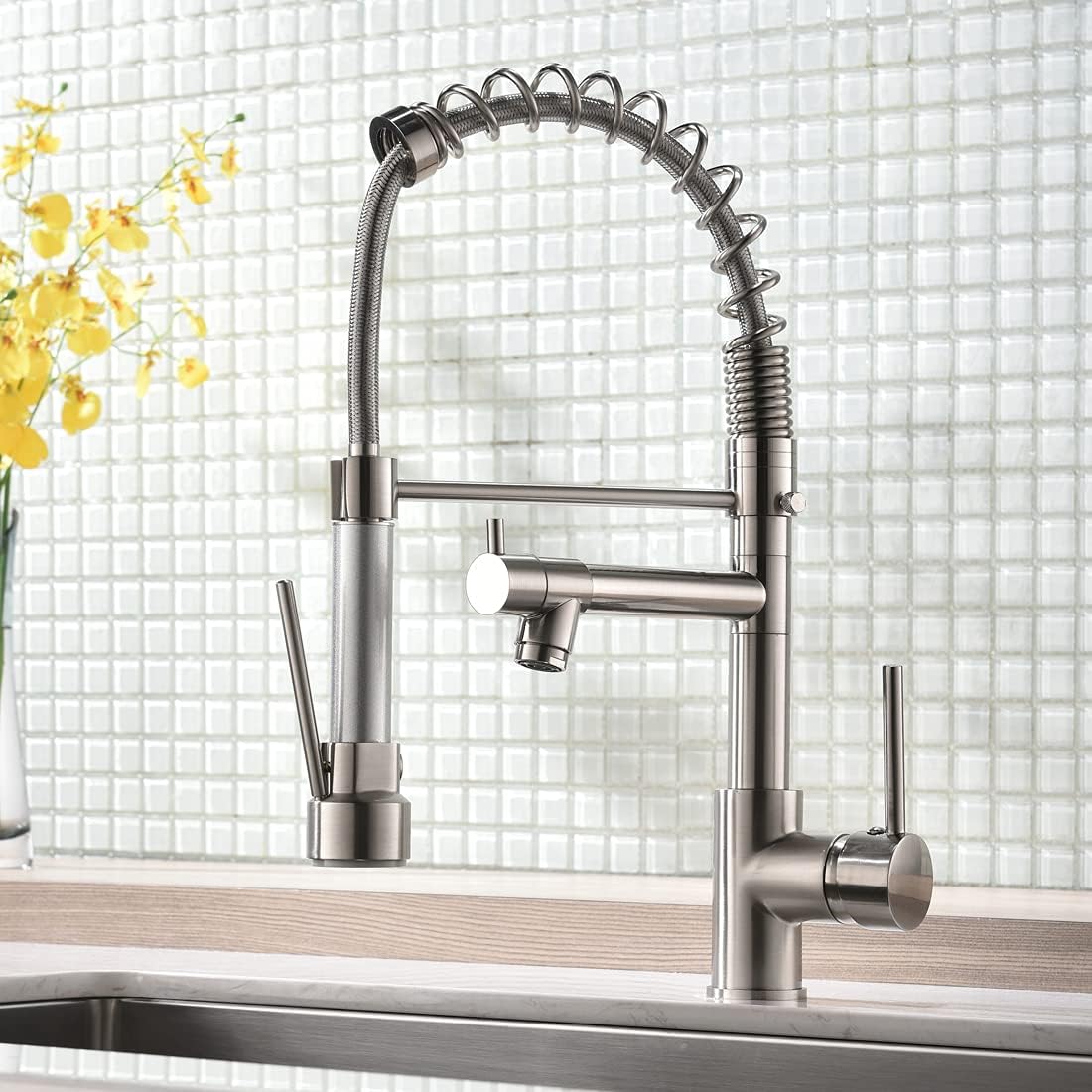 2-in-1 Küchenarmatur – 1-teilig – Gebürstetes Nickel – 360° Schwenkbarer Auslauf Und Teleskopbrause – Für Haushaltsspülen – Höhe 41 Cm