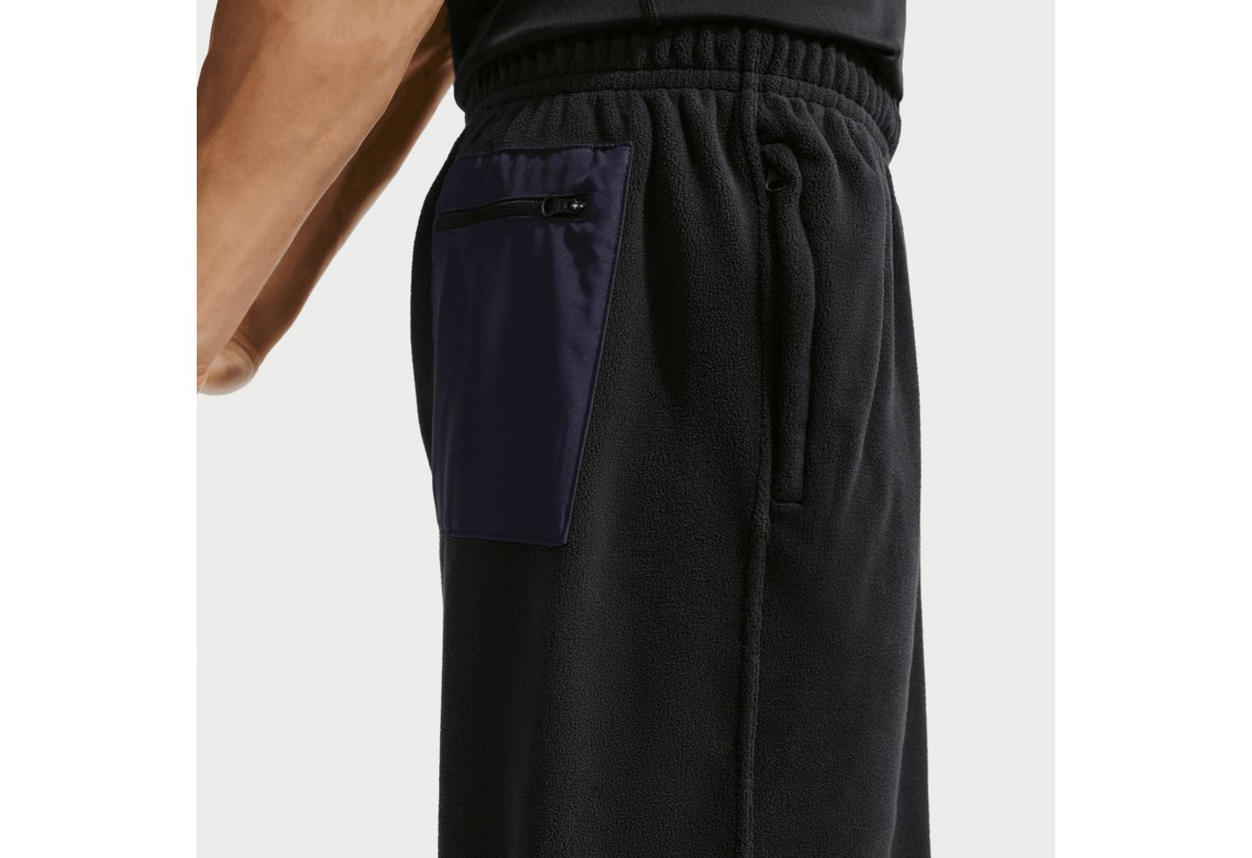 Nike Trainingshose M NK TF PANT POLAR schnell trocknendes Material, aus Interlock-Material, atmungsaktiv Bild 5