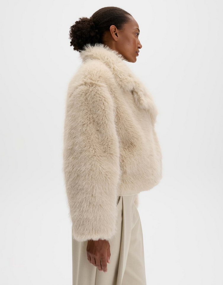 someday Outdoorjacke Vurla aus Kunstfell Weiter cropped Schnitt mit Reverskragen und zweireihiger Knopfleiste