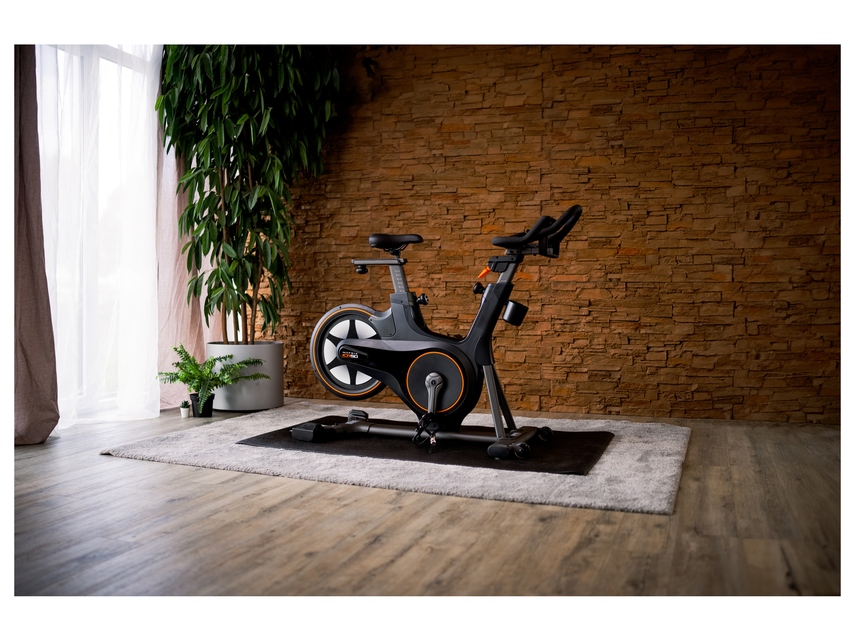 MATRIX FITNESS Matrix ICR50 Indoor Cycle Limited Edition Bild 4