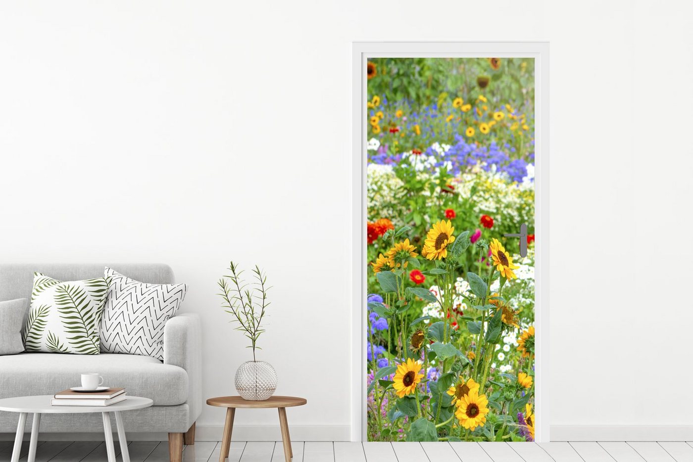 MuchoWow Türtapete Ziergras mit verschiedenen Blumen, Matt, bedruckt, (1 St), Selbstklebende Tapete, Folie für Möbel, 75x205 cm Bild 2