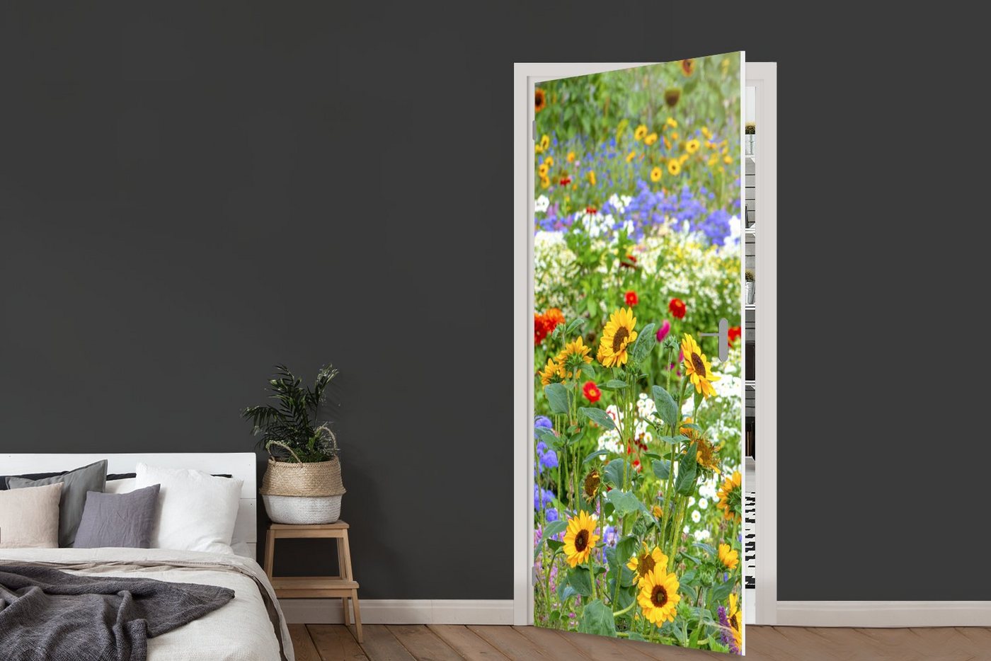 MuchoWow Türtapete Ziergras mit verschiedenen Blumen, Matt, bedruckt, (1 St), Selbstklebende Tapete, Folie für Möbel, 75x205 cm Bild 5