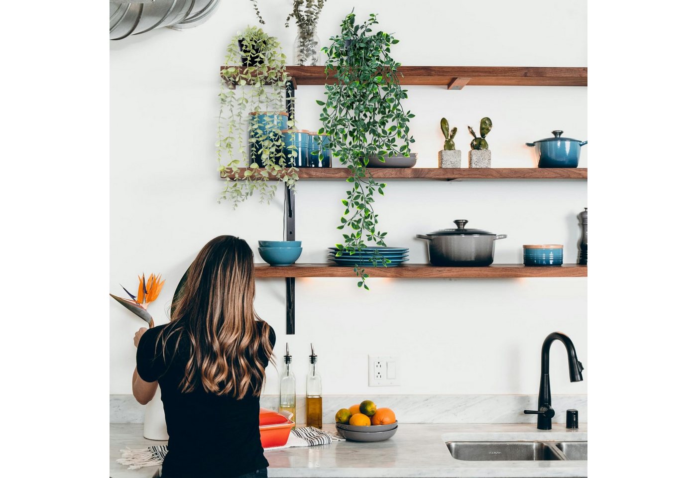 Künstliche Zimmerpflanze 2-teiliges Set künstlicher Hängepflanzen – Eukalyptus, Zyronn, Kunstpflanzen im Topf Wanddekoration im Vintage-Boho-Stil für Zuhause Bild 2