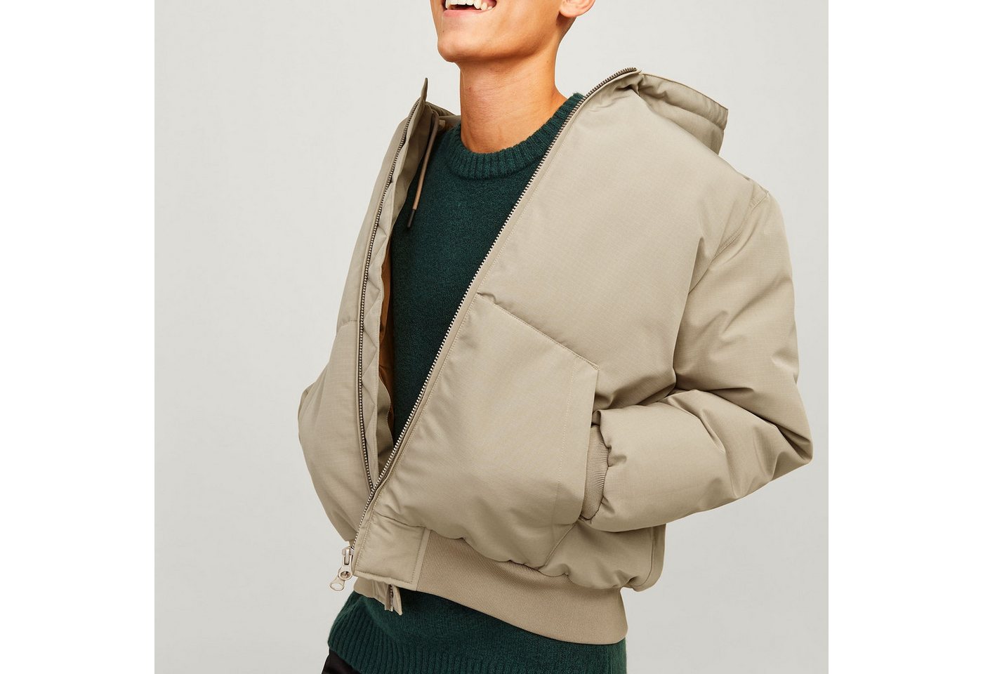 Jack & Jones Outdoorjacke JCOCOLLECTIVE Bomber Jacket SN mit verstellbarer Kapuze Bild 3