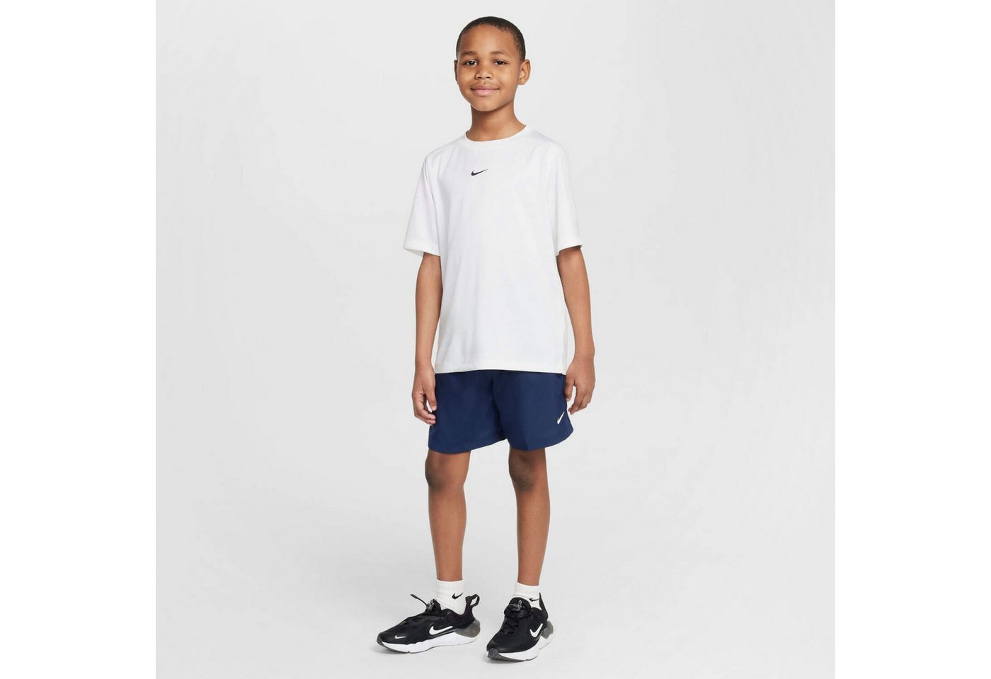 Nike Trainingsshorts Nike Jungen Short Multi Dri-FIT Short DX5382 Bild 5