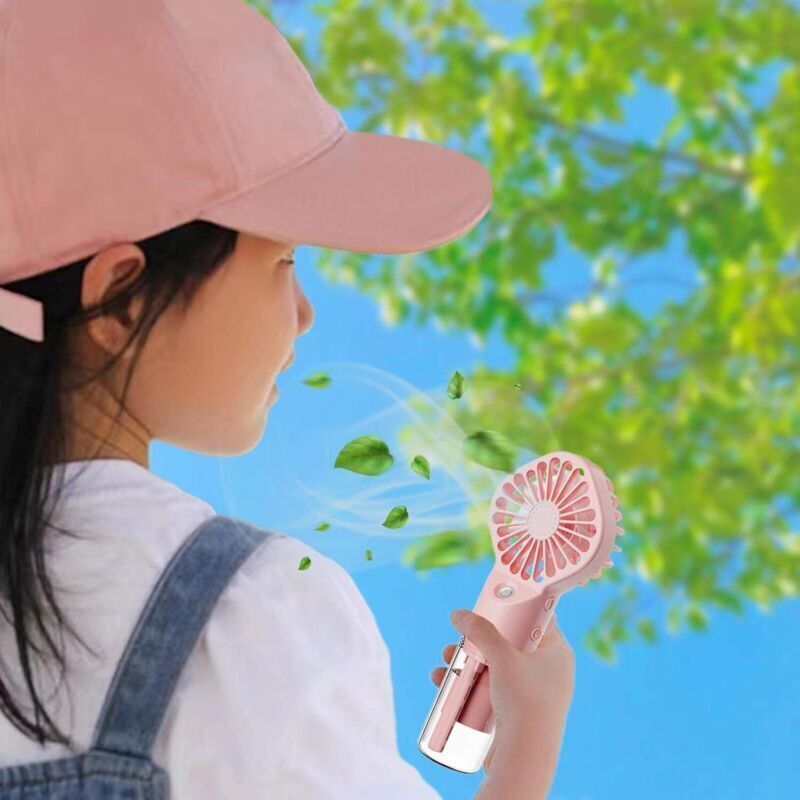 Tragbarer Weißer Sprühventilator, Mini-sprühventilator Mit Transparentem Kern, Usb-wiederaufladbarer Sprühventilator, Campingausrüstung, Kleiner Ventilator Mit Sprühfunktion Und Luftbefeuchter, Inklus
