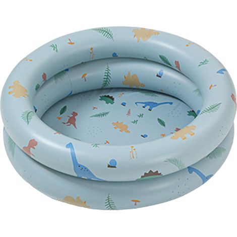 Niedliches, Aufblasbares Planschbecken Im Retro-stil Mit Einer Dicken Wasserschicht.