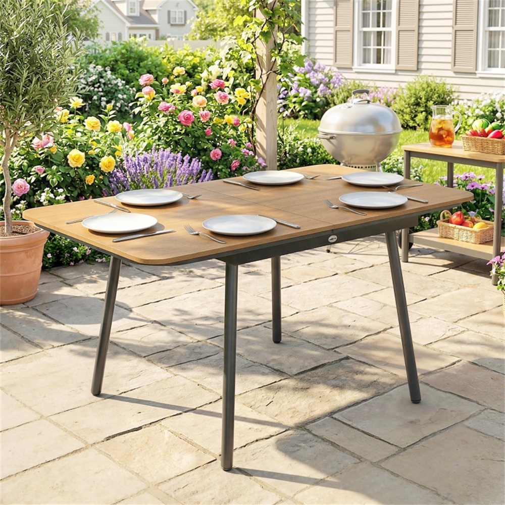 Gartentisch Für Den Außenbereich – 140 X 80 X 75 Cm – Rechteckiger Esstisch Für 6 Personen Aus Wpc-verbundwerkstoff Und Metall – Teak