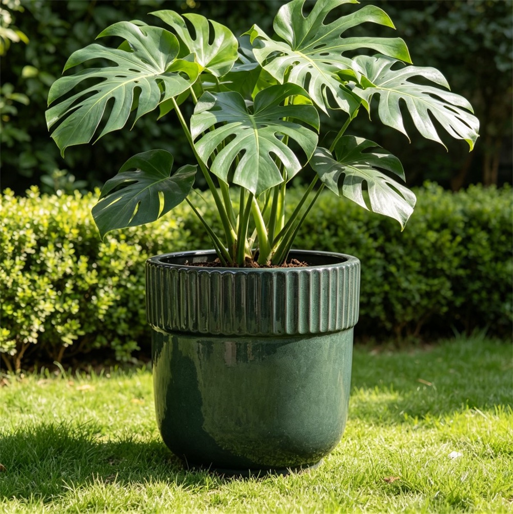 Handgefertigter Keramik-blumentopf – Ø 38 X 36 Cm – Großer Atmungsaktiver Topf Mit Geriffeltem Rand – Dunkelgrün