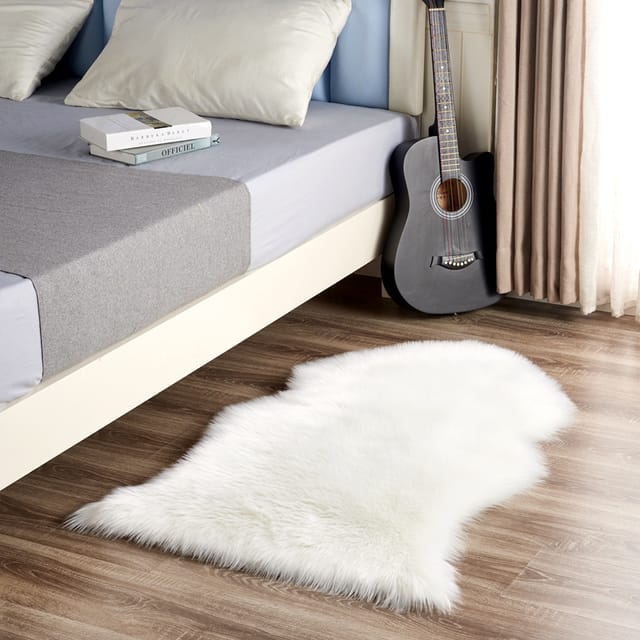Einteiliger Schaffell-teppich, Flauschiger Kunstfell-teppich, Universal-teppich In Verschiedenen Größen Für Schlafzimmer, Wohnzimmer, Sessel Oder Sofa (weiß) - 60x90 Cm