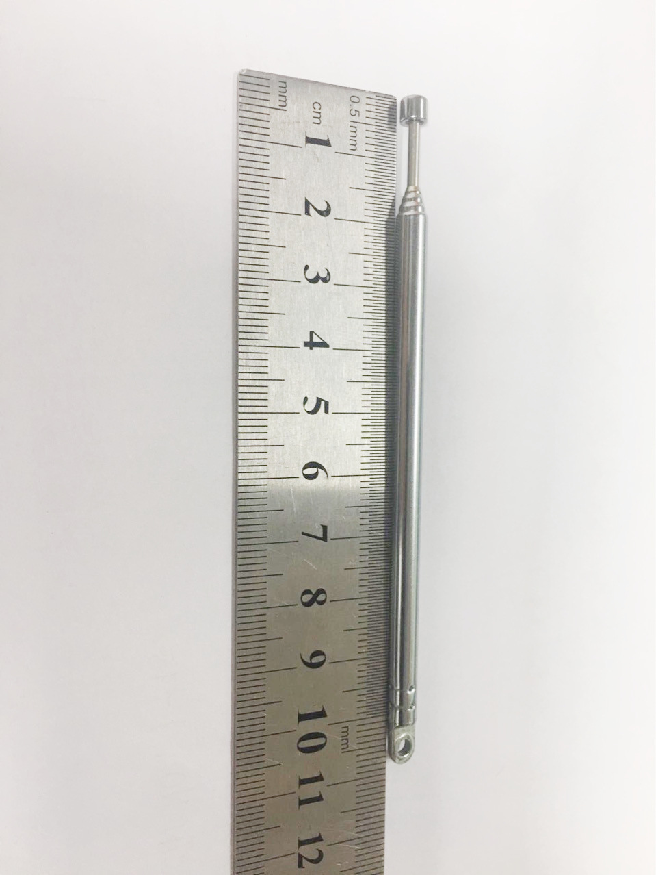 Teleskopantenne 5283-5 Segmente, Flach Gefräst, 108 Mm Gefaltet, 360 Mm Entfaltet, Durchmesser 5,2 Mm, Neu.
