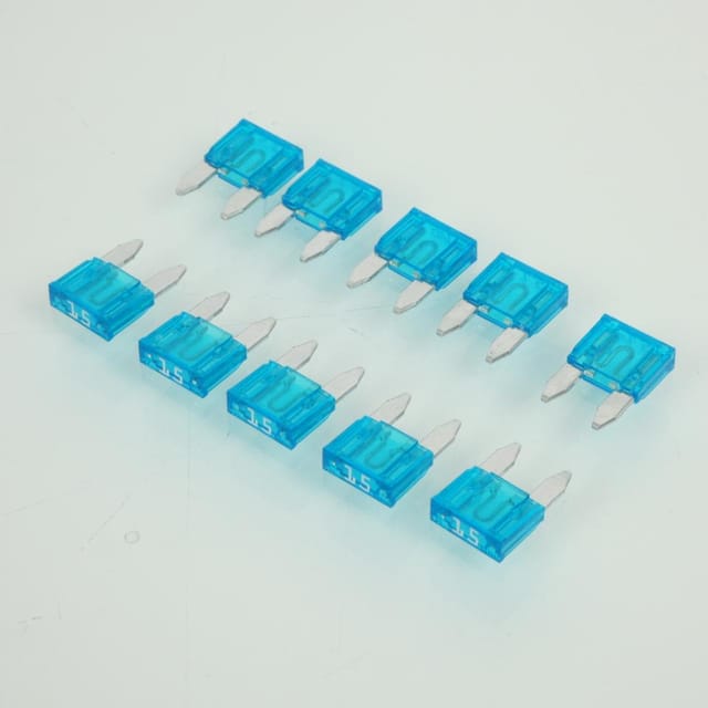 Set Aus 10 N Mini-flachstecksicherungen 15a 11x16x4mm Für Auto