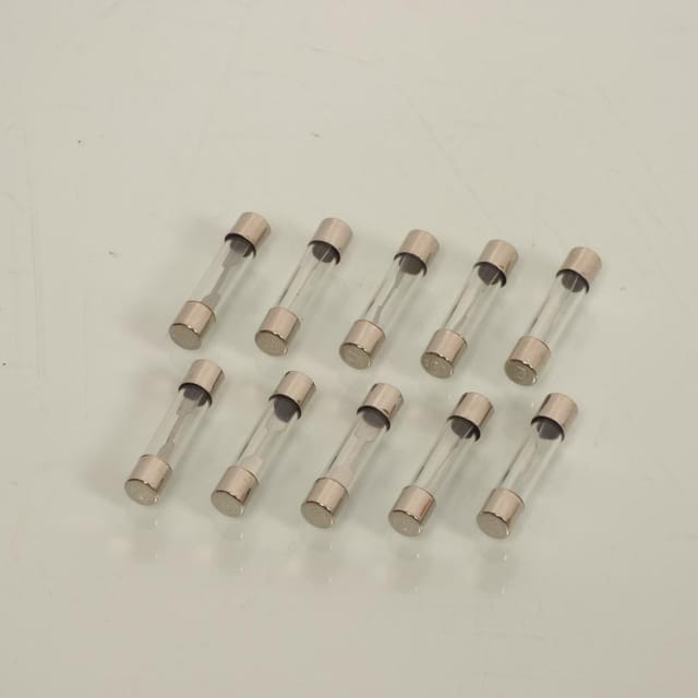 Set Aus 10 Runden Glassicherungen 15a Für Motorrad Roller Auto