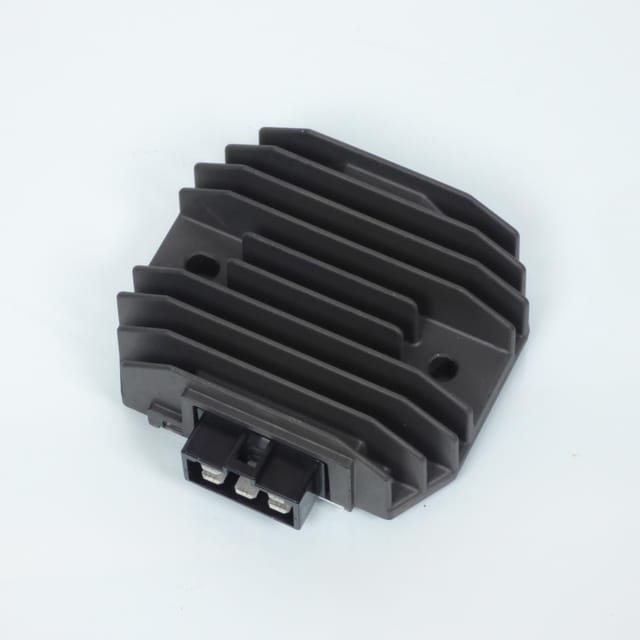 Spannungsregler Gleichrichter Sun Für Roller Yamaha 530 T-max Dx