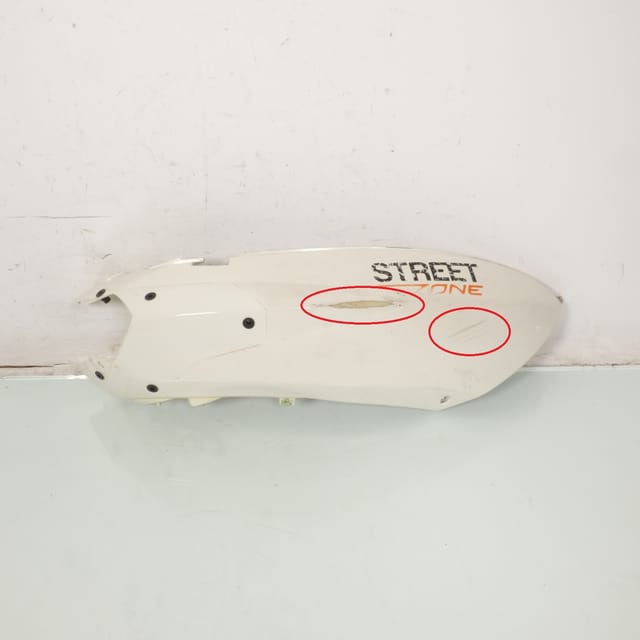 [gebraucht] Verkleidung Hinten Rechts Für Roller Peugeot 50 Streetzone 10