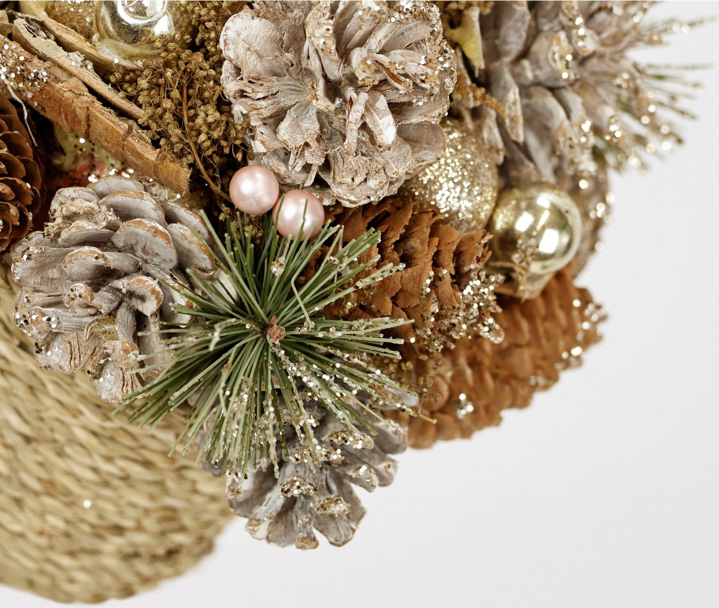 Kunstpflanze Natur-Gesteck Zapfen, I.GE.A., Höhe 18 cm, Im Topf mit Christbaumkugeln Tanne Gesteck Weihnachtsdeko Tischdeko Bild 3