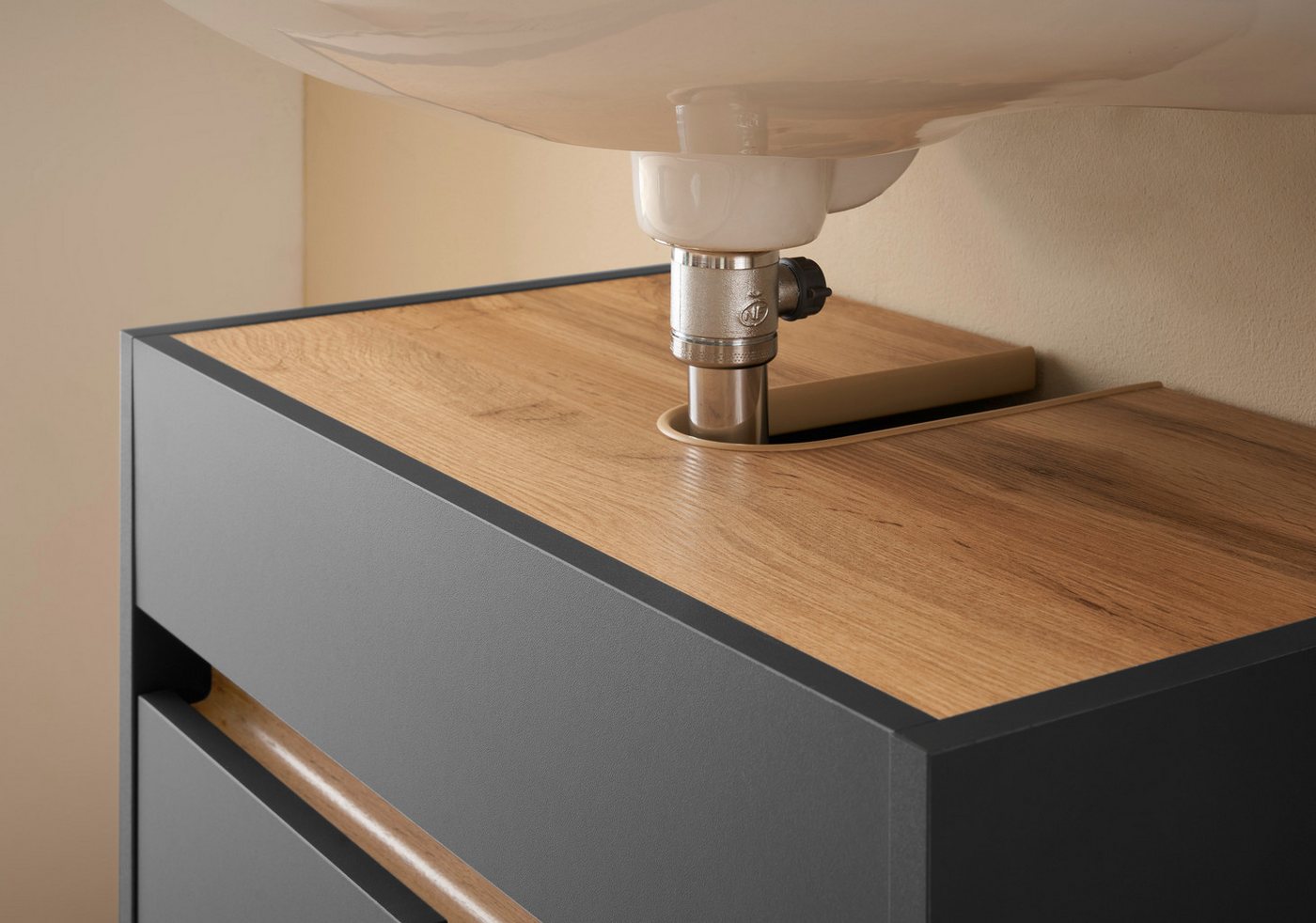 Home affaire Badmöbel-Set CITY/ GIRON, Bad im zeitlosen Design, 4-teiliges Badezimmer, (Set, 4-St), Badschränke und Spiegel, in zwei Farben verfügbar, viel Stauraum Bild 5