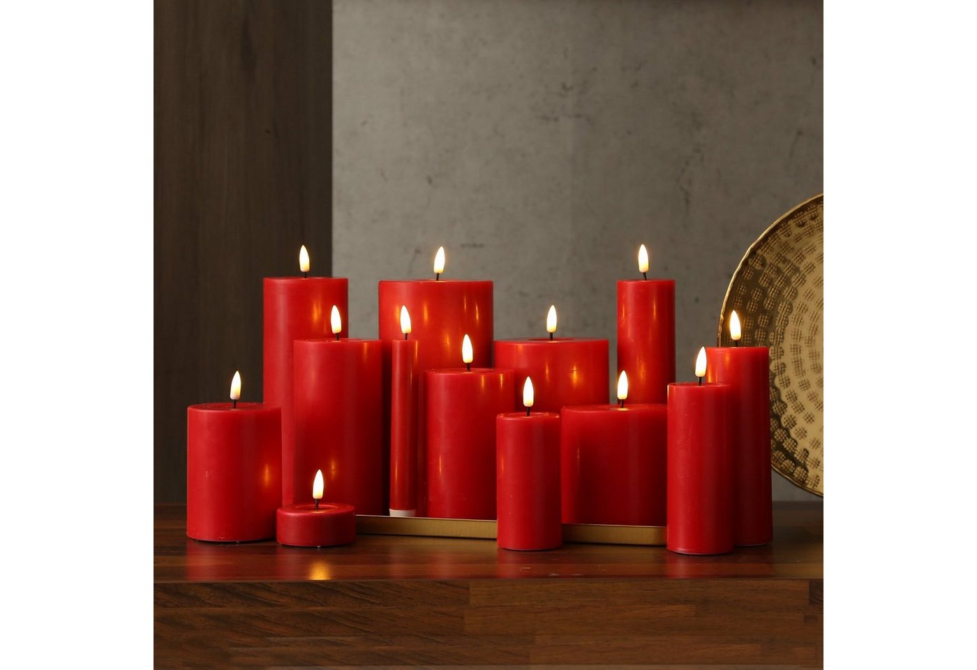 Deluxe Homeart LED-Kerze Mia Deluxe Echtwachs Wachsspiegel flackernd H: 10cm D: 10cm rot, LED Classic, warmweiß (2100K bis 3000K)