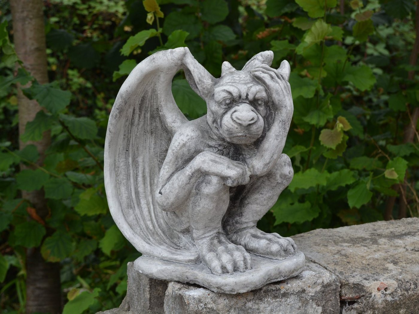 gartendekoparadies.de Gartenfigur Gargoyle Statue der Wächter, Steinfigur, H. 27 cm, 7 kg, Frostsicher Bild 2