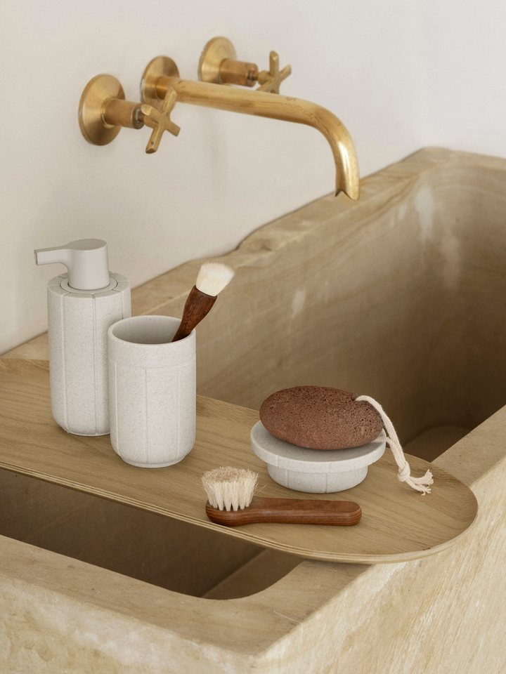 blomus Seifenspender -KUA- Spender, Flüssigseifenspender: modernes Design im Badezimmer, Recyceltes Polyresin, Nachfüllbar, 300ml Volumen, Anton Björsing Bild 2