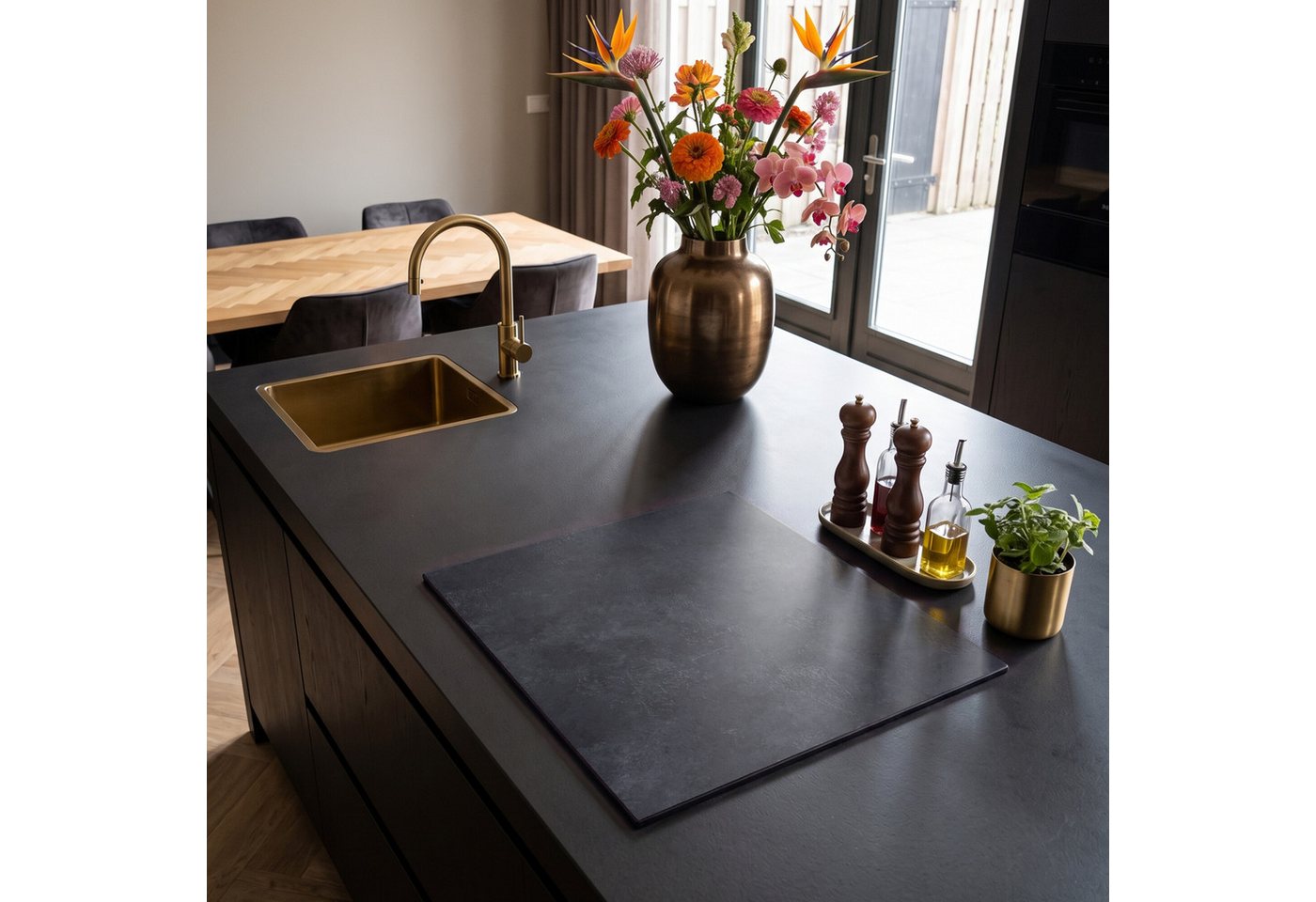 MuchoWow Herd-Abdeckplatte Beton - Induktionsschutz - Grau - Design - Abdeckplatte für Herd, Vinyl, (1 tlg), Abdeckung Induktionskochfeld Schutzmatte, Küche Deko, 65x52 cm Bild 3