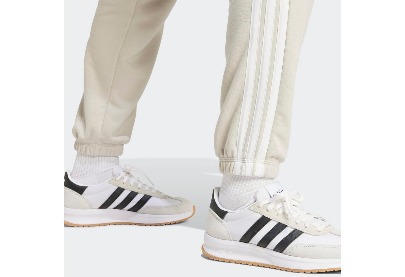 adidas Sportswear Sporthose W 3S FT CF PT reguläre Passform, mittelhoher Bund, weiches French Terry Bild 4