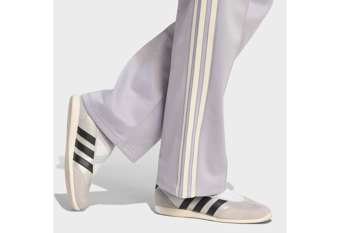 adidas Sportswear Sporthose ST FD TRACK PT sportlicher Stil, lockere Passform, für Sportmode Bild 3