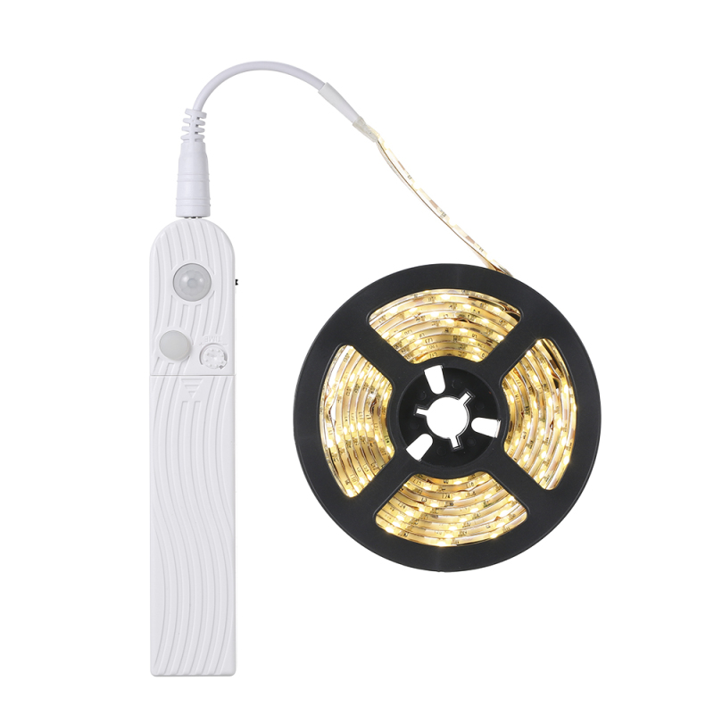 5-6v 2,3w 3m Led-streifen Mit 180 Leds, Aaa-batterien, Usb, Pir-sensor, 3 Modi, Ip65 (für Schränke, Kleiderschränke, Kommoden)