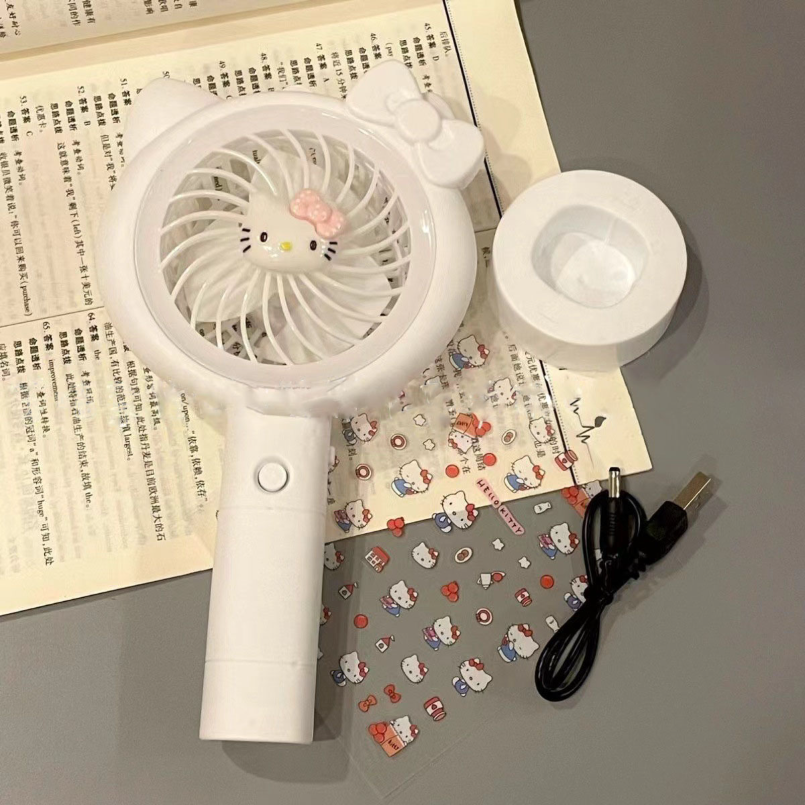 Ventilateur De Poche Hello Kitty Mignon (rechargeable Par Usb, Mini, Portable Pour Les Étudiants)