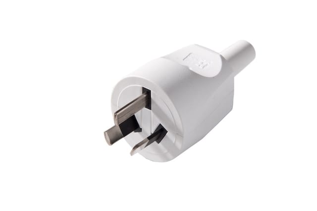 Martin Kaiser Typ I weißer australischer Stecker 10 Ampere mit Erdungskontakt - 524N/kws [40 Stück]