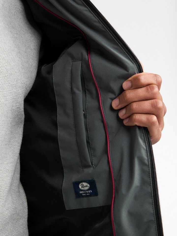Petrol Industries Outdoorjacke mit Kapuze, mit hohem Stehkragen Bild 3