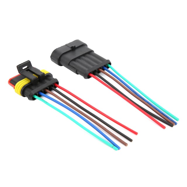 Set Aus 2 Wasserdichten Elektrischen Steckverbindern 4p, 5p Und 6p, Mit 5p-kabel.